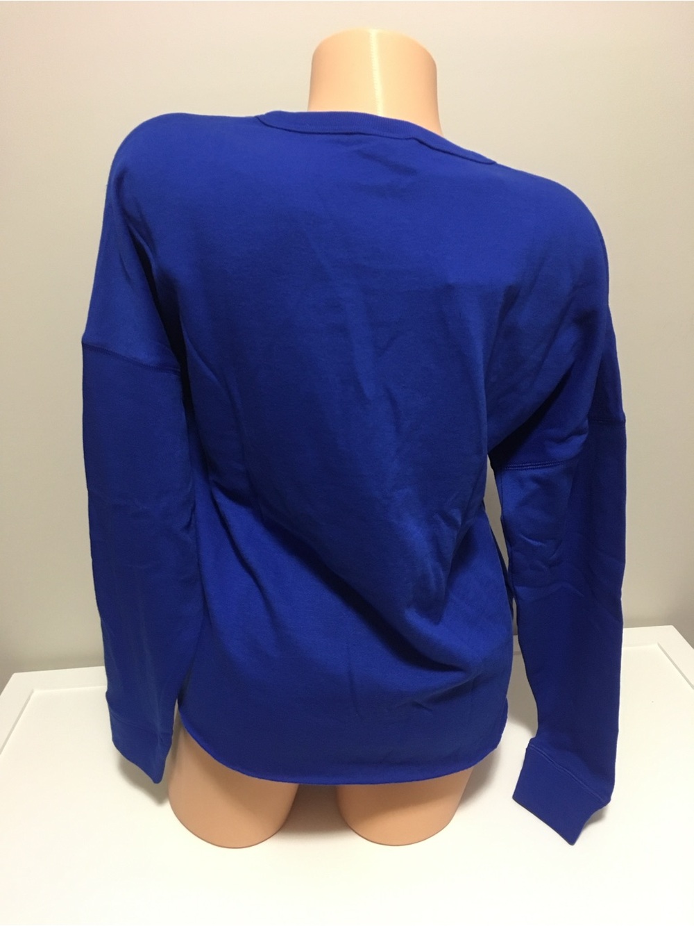🆕VICTORIA’S SECRET PINK - S - NWT - TORONTO BLUE JAYS BASEBALL MLB VARSITY TOP - Picture 12 of 15